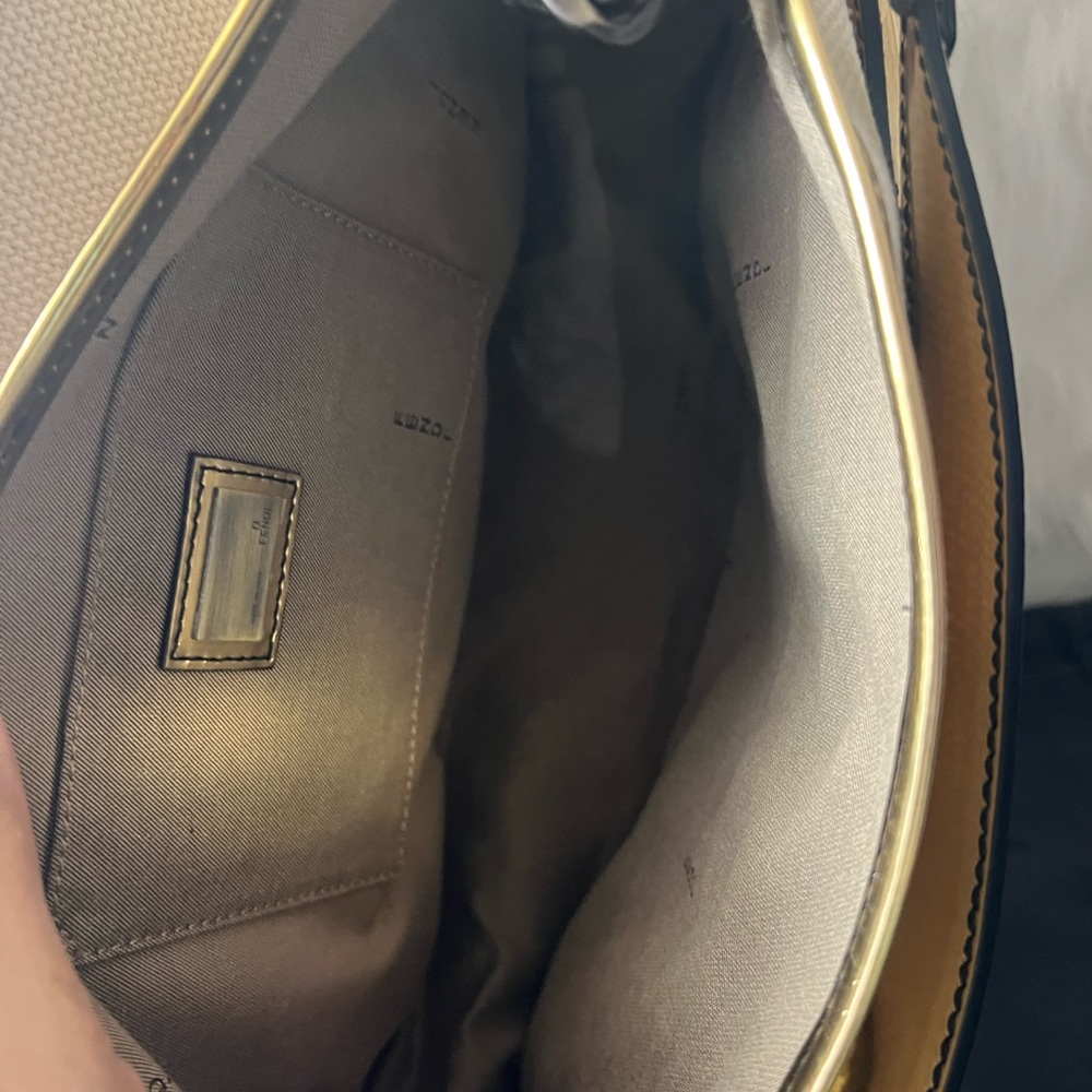 Fendi White Canvas B. Bag Golden💛 - Picture 6 of 15